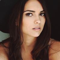 Kyra Santoro taking a selfie