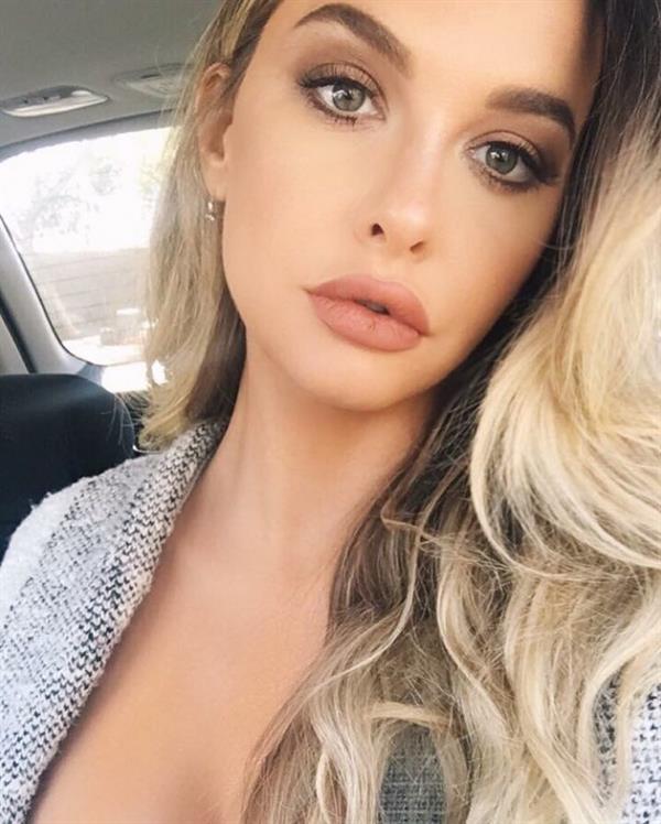 Emily Sears taking a selfie