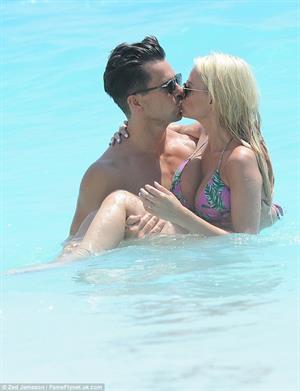 Rhian Sugden and Oliver Mellor on a vacation in Turkey