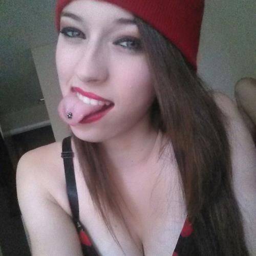 Caitlin McSwain taking a selfie