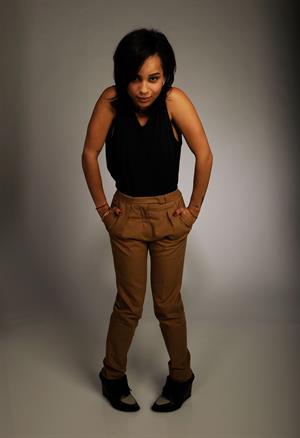 Zoe Kravitz in a black shirt 2010