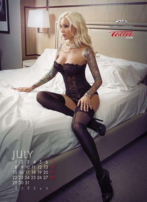 Sabina Kelley in lingerie