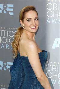 Joanne Froggatt