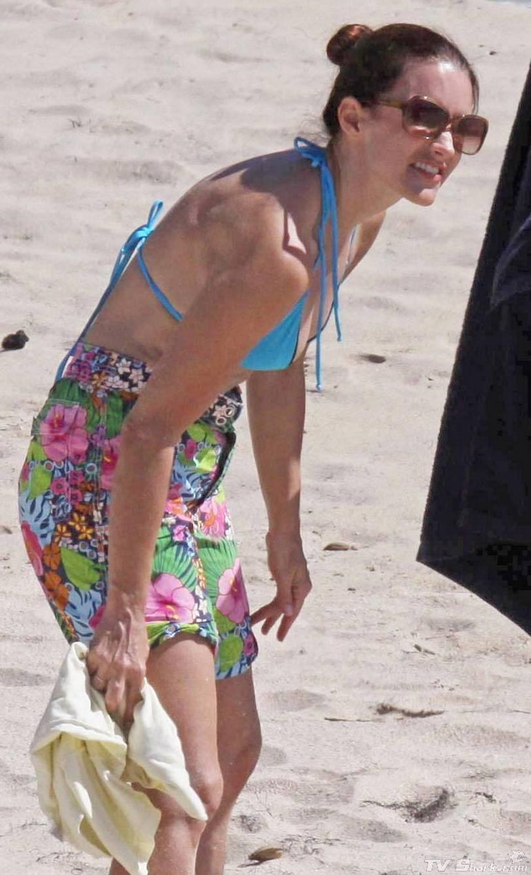 Kristin Davis in a bikini. 
