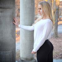 Anna Nyström in Yoga Pants - ass