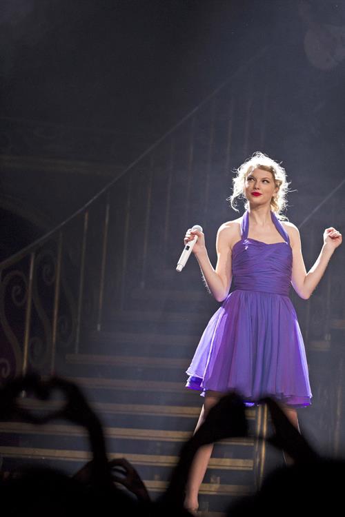 Taylor Swift and Selena Gomez performing at Madison Square Garden in New York, November 11, 2011 