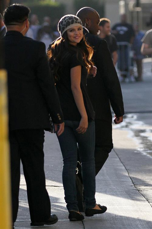 Selena Gomez In Jeans Out and About (9/27/12) 