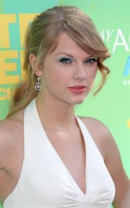Taylor Swift at the 2011 Teen Choice Awards August 07, 2011 