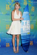 Taylor Swift at the 2011 Teen Choice Awards August 07, 2011 