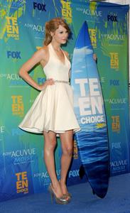 Taylor Swift at the 2011 Teen Choice Awards August 07, 2011 