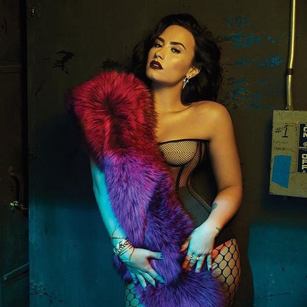 Demi Lovato in lingerie