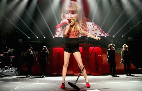 Taylor Swift on stage at the KIIS FM 2012 Jingle Ball concert at Nokia Theatre in Los Angeles - December 1, 2012 