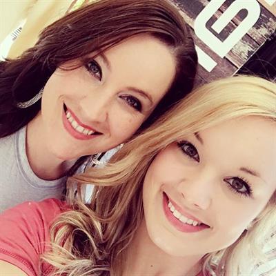 Mariah Alexis Vest taking a selfie