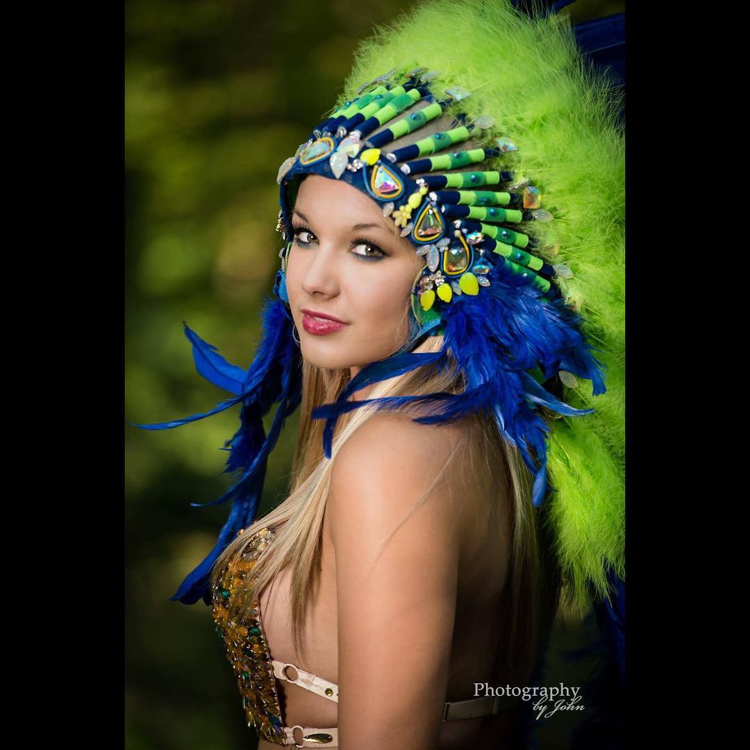 Mariah Alexis Vest Pictures Mariah Alexis Vest