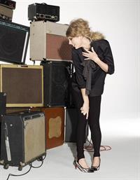 Taylor Swift Glamour Magazine November 2010 