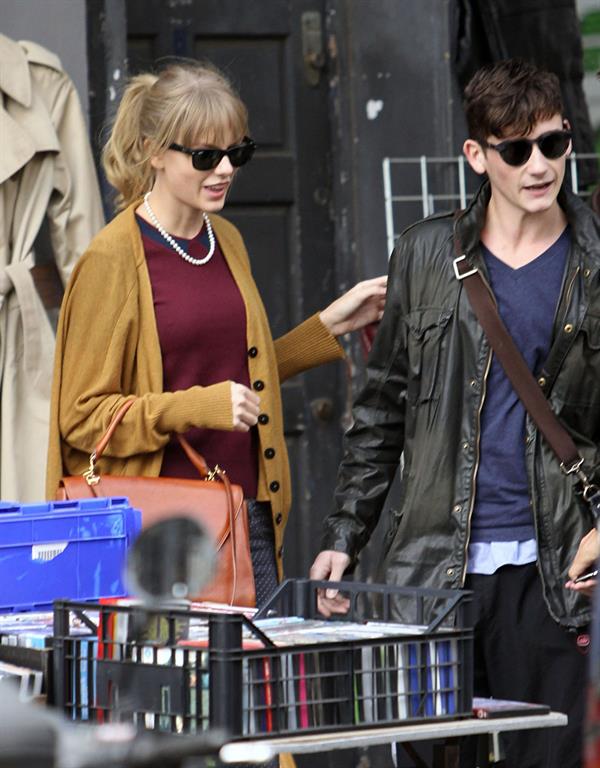 Taylor Swift out and about in London October 4, 2012 