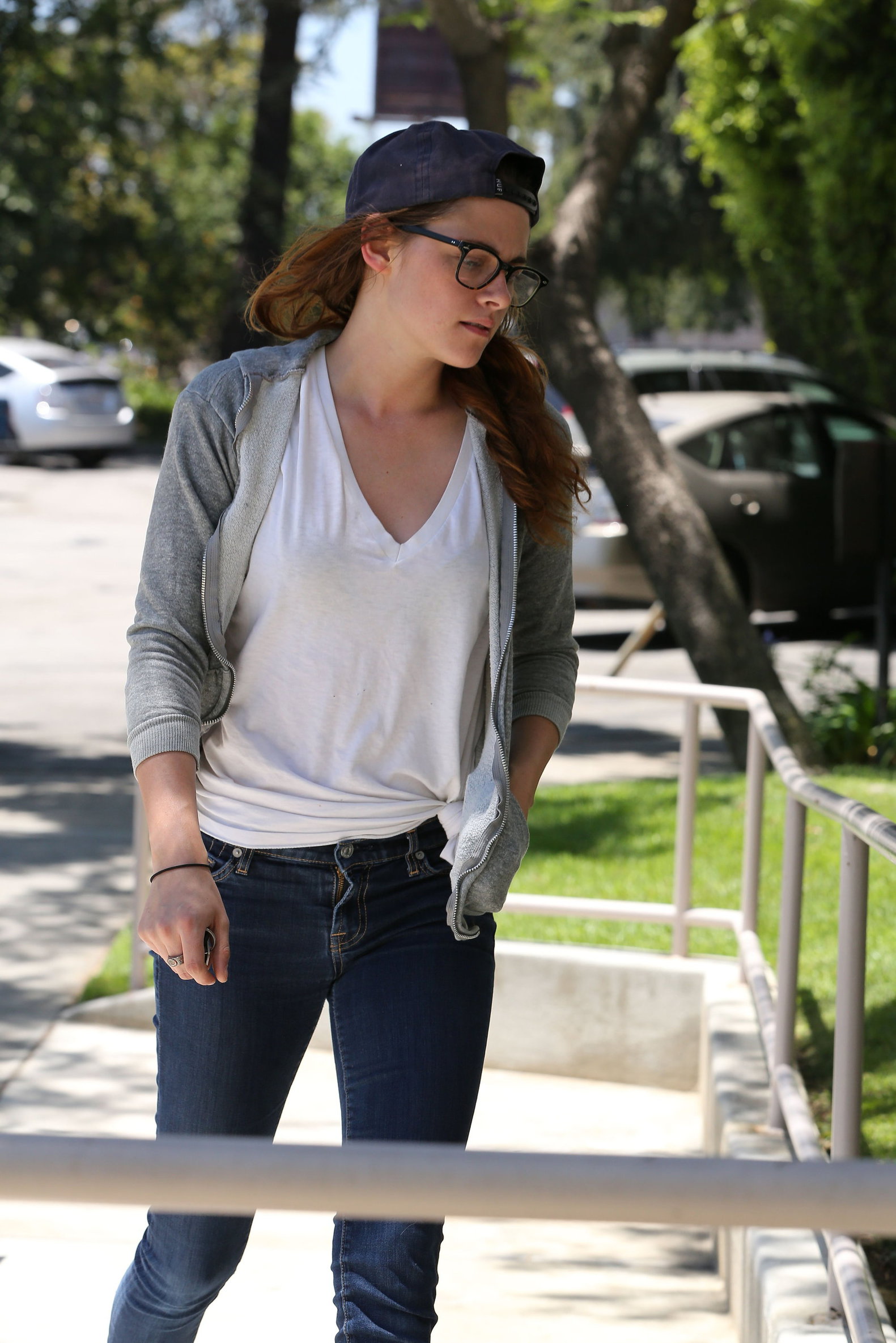 Kristen Stewart Pictures Kristen Stewart in Los Angeles on 08/07/2013