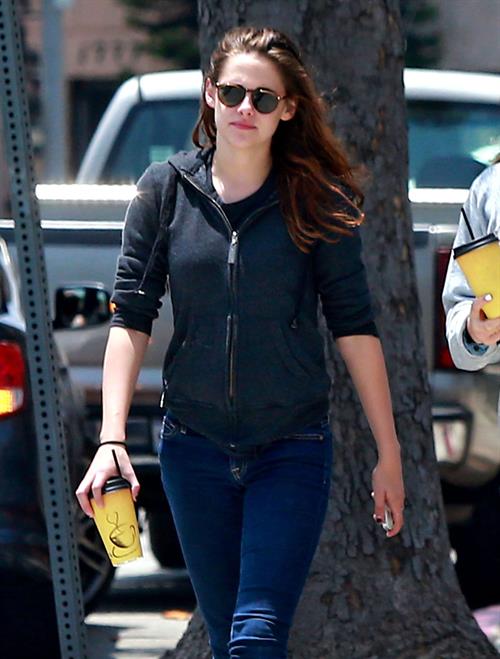 Kristen Stewart out in Los Feliz 6/7/13 