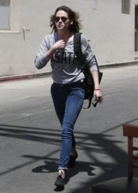 Kristen Stewart walking in Los Angeles - June 13, 2013 