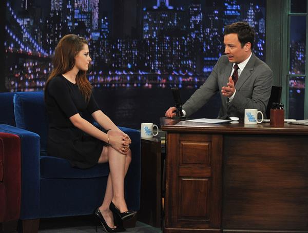 Kristen Stewart Late Night with Jimmy Fallon 11/7/12