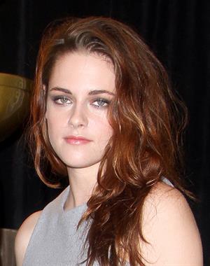 Kristen Stewart at Hollywood Foreign Press Association's Cecil B. Demille Award presentation in Beverly Hills 11/1/12