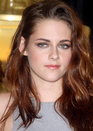 Kristen Stewart at Hollywood Foreign Press Association's Cecil B. Demille Award presentation in Beverly Hills 11/1/12