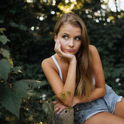 Angelika Nina Melnyk