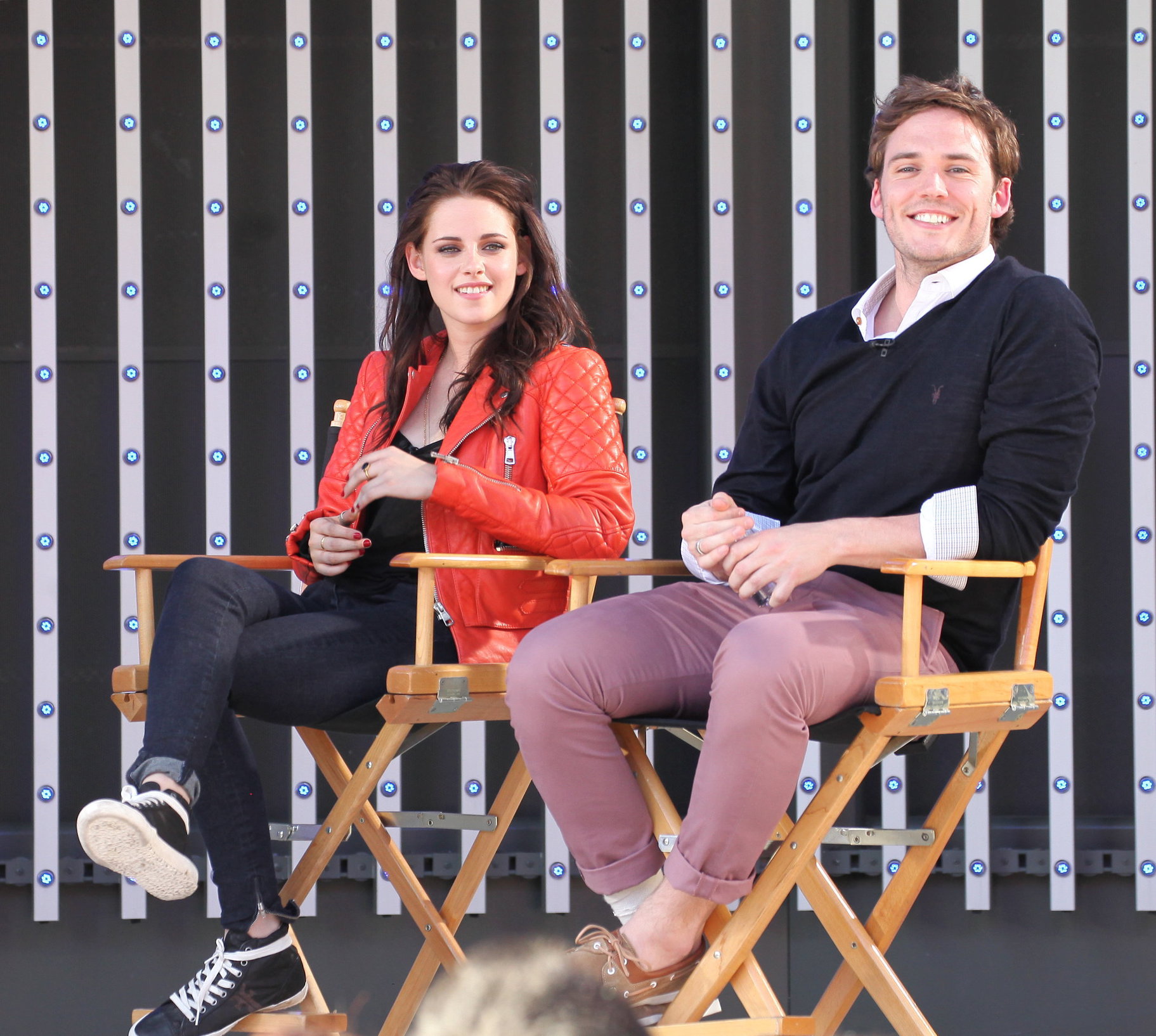 Kristen Stewart Pictures Kristen Stewart - MTV's Snow White & the Huntsman Sneak Peek at Universal Citywalk (May 29, 2012)