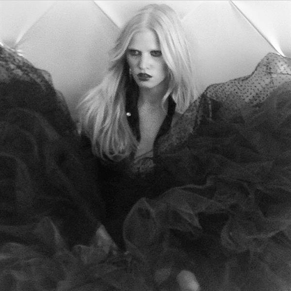 Lara Stone