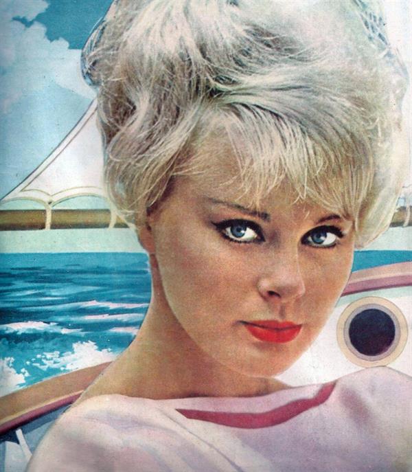 Elke Sommer