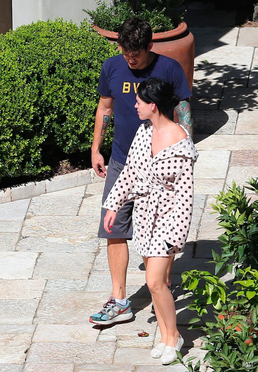 Katy Perry in Los Angeles 10/5/13  