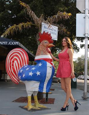 Kelly Brook - New Look Photoshoot In Miami February 4, 2013 