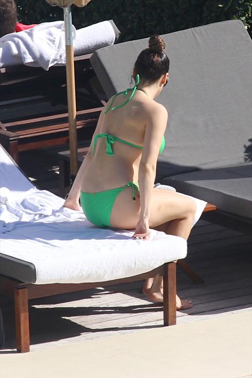 Kelly Brook bikini candids by the pool in Miami 2/1/13 