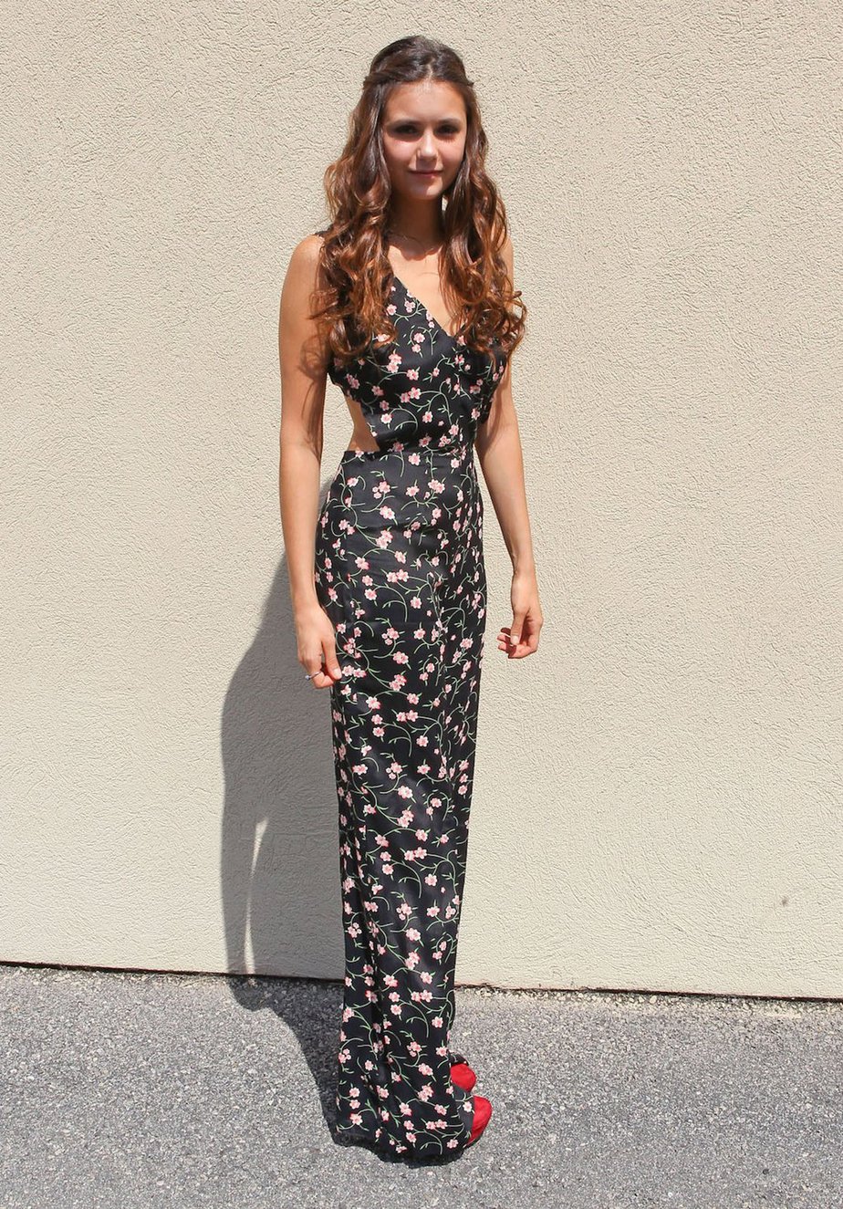 Nina Dobrev - Outside Barnes & Nobel in Atlanta - September 15, 2012