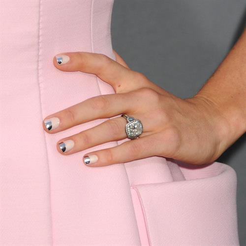 Jessica Biel  Total Recall  Los Angeles Premiere - August 1 2012 