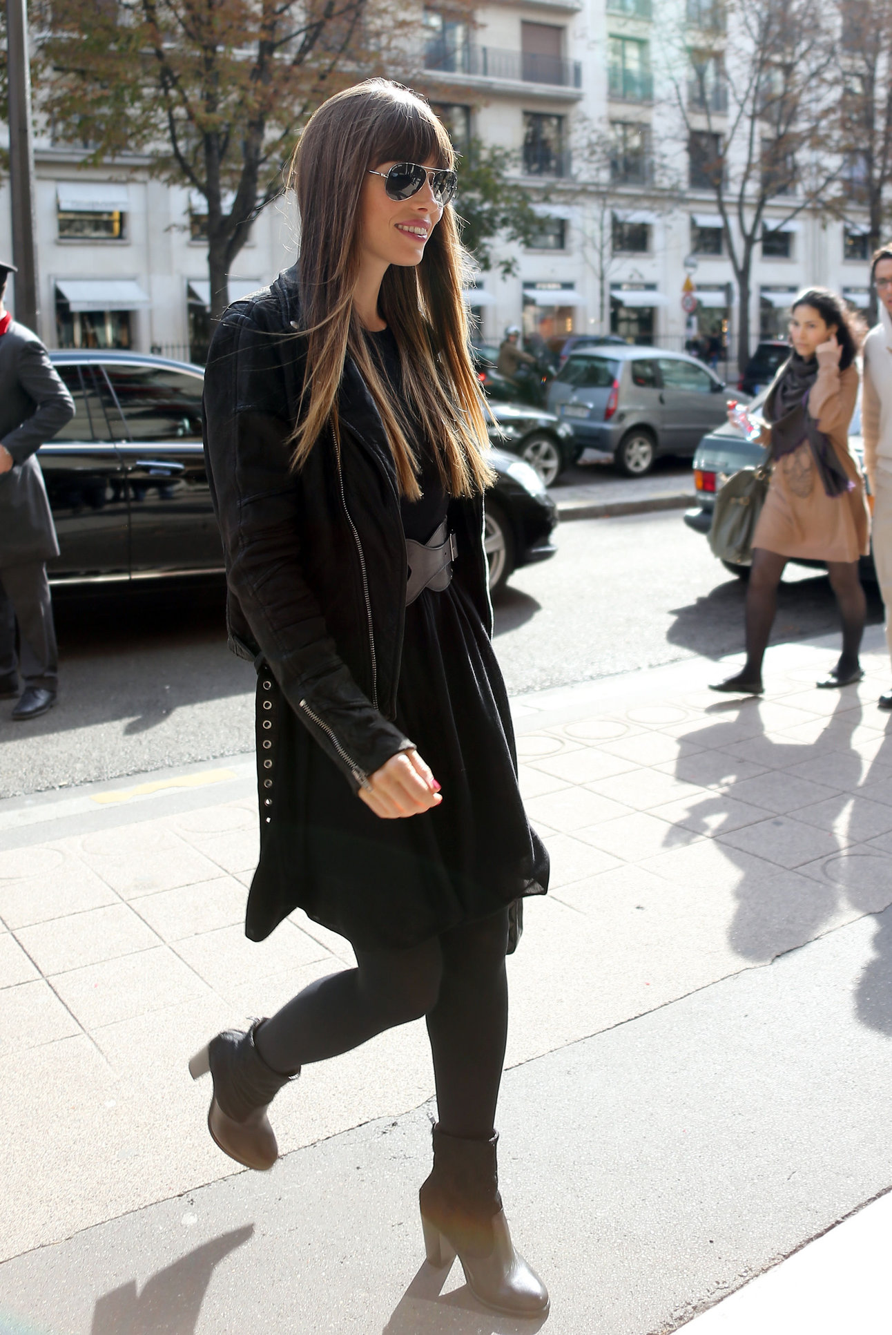 Jessica Biel Arrives at her hotel in Paris - October 7,2012 