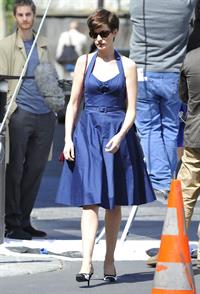 Anne Hathaway set of One Day in Paris August 31, 2013