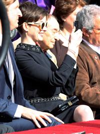 Anne Hathaway attends the Hugh Jackman Hollywood Walk Of Fame Ceremony in Hollywood December 13-2012 