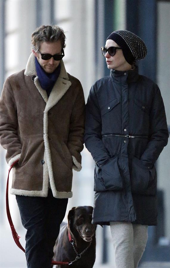 Anne Hathaway - out for a walk in NYC 1/8/13  