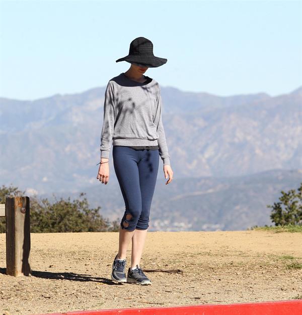 Anne Hathaway out and about in the Hollywood Hills 1/19/13 