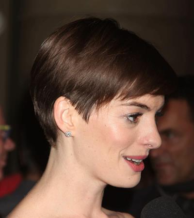Anne Hathaway Attended the Museum of the Moving Image 27th Annual Black Tie Salute in New York Dec 11, 2012