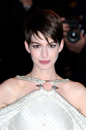 Anne Hathaway  'Les Miserables' World Premiere at the Odeon Leicester Square in London - December 5, 2012 
