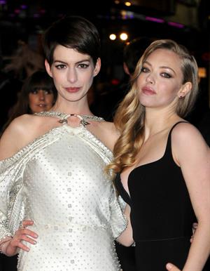 Anne Hathaway  'Les Miserables' World Premiere at the Odeon Leicester Square in London - December 5, 2012 