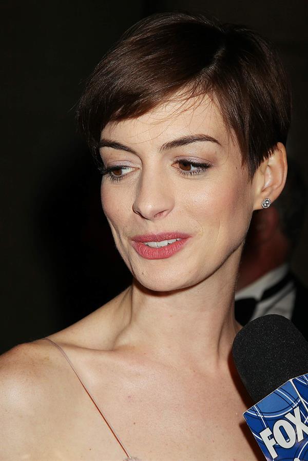 Anne Hathaway Attended the Museum of the Moving Image 27th Annual Black Tie Salute in New York Dec 11, 2012