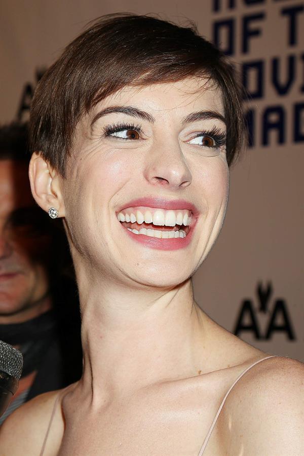 Anne Hathaway Attended the Museum of the Moving Image 27th Annual Black Tie Salute in New York Dec 11, 2012