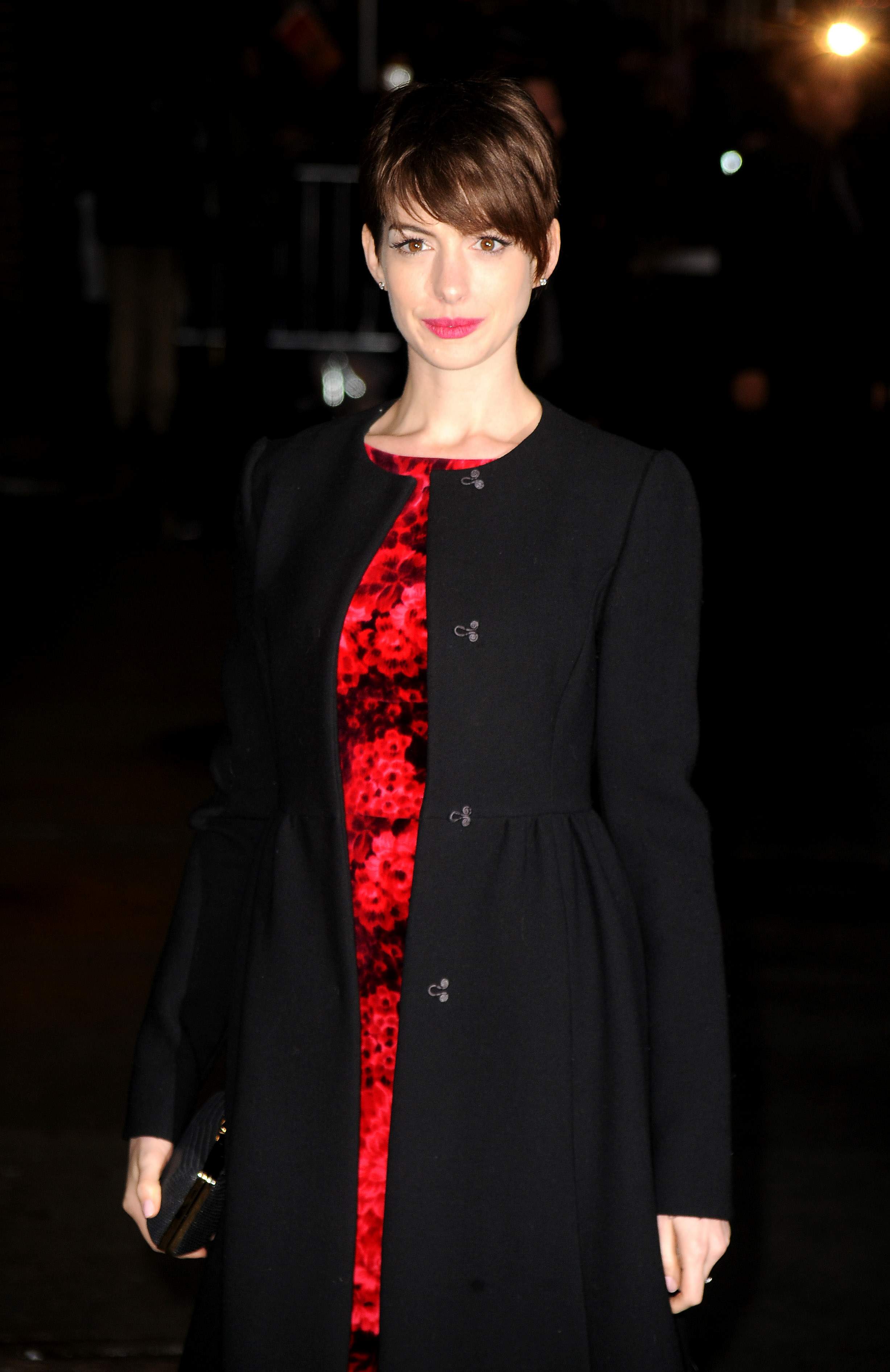 Anne Hathaway outside Ed Sullivan Theater for Letterman December 10-2012 