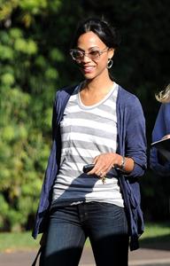 Zoe Saldana stops by the L.A. Mart