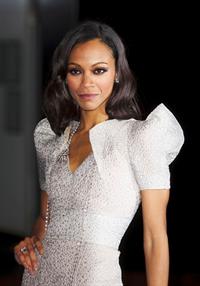 Zoe Saldana at  Avatar  World Premiere in London 10-12-2009