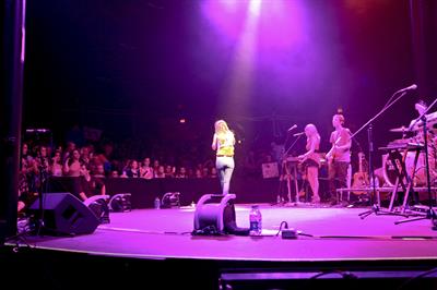 Victoria Justice video 2012 South Shore Music Circus 8/15/12 