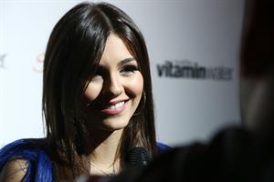 Victoria Justice Rolling Stone Lounge & Restaurant in LA 12/17/12 